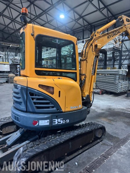 Minibagger 2012 HYUNDAI ROBEX 35Z-9 4,1TONN MINIGRAVER. 2135TIMER NYE BELTER 2024. GRAVESKUFF. PLANERINGSKUFF.: das Bild 6 Minibagger 2012 HYUNDAI ROBEX 35Z-9 4,1TONN MINIGRAVER. 2135TIMER NYE BELTER 2024. GRAVESKUFF. PLANERINGSKUFF.: das Bild 6