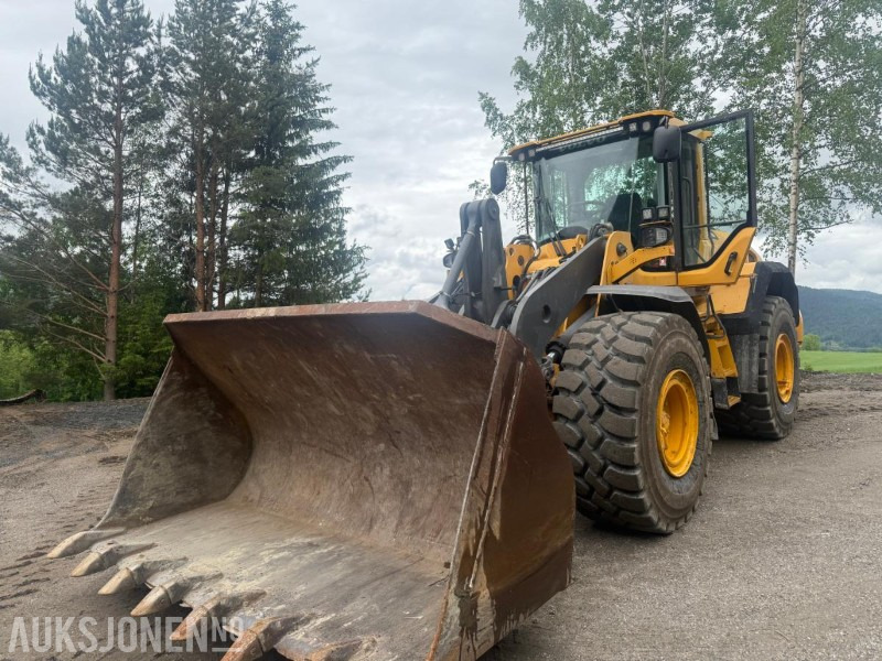 2013 Volvo L110G Hjullaster TANNSKUFFE KJETTING - Radlader: das Bild 1 2013 Volvo L110G Hjullaster TANNSKUFFE KJETTING - Radlader: das Bild 1