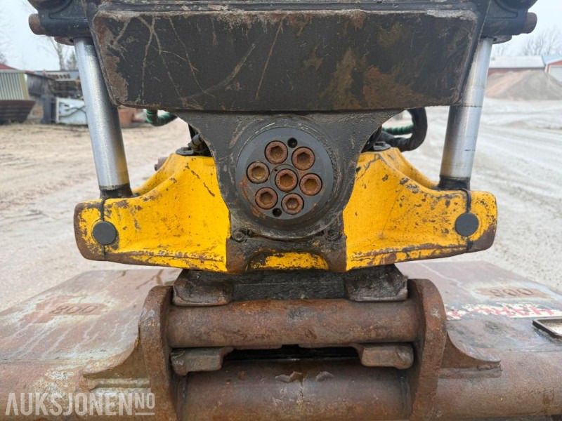 Bagger 2014 Hitachi Zaxis 135us BELTEGRAVER ENGCON TILTROTATOR SERVICEHISTORIKK SENTRALSMØRING 2 SKUFFER: das Bild 21