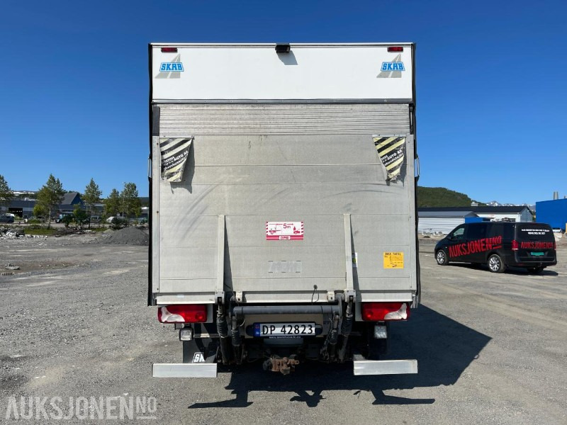 2014 Mercedes-Benz 516 Bluetec Sprinter Automat, kun 157716 km, SKAB påbygg, og 750 kg Zepro bakløft - Koffer LKW: das Bild 5 2014 Mercedes-Benz 516 Bluetec Sprinter Automat, kun 157716 km, SKAB påbygg, og 750 kg Zepro bakløft - Koffer LKW: das Bild 5