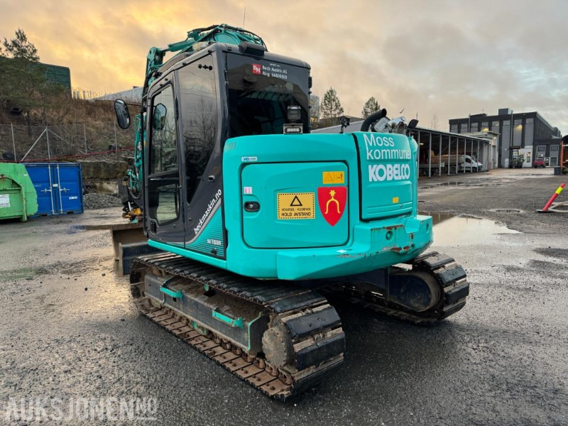 2015 Kobelco SK75SR-3E GRAVEMASKIN, ENGCON TILTROTATOR, SENTRALSMØRING, SERVICEHISTORIKK, 2 SKUFFER - Bagger: das Bild 5 2015 Kobelco SK75SR-3E GRAVEMASKIN, ENGCON TILTROTATOR, SENTRALSMØRING, SERVICEHISTORIKK, 2 SKUFFER - Bagger: das Bild 5