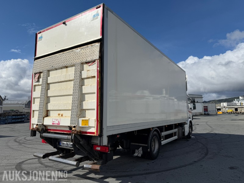 2016 Scania P320 4x2 skapbil - kjøl/frys - bakløft - Koffer LKW: das Bild 4 2016 Scania P320 4x2 skapbil - kjøl/frys - bakløft - Koffer LKW: das Bild 4