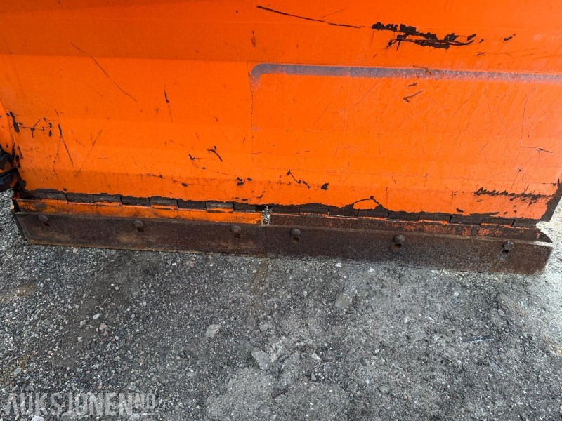 2018 Tellefsdal V90 V-plog / 3200 - Baugeräte: das Bild 3 2018 Tellefsdal V90 V-plog / 3200 - Baugeräte: das Bild 3