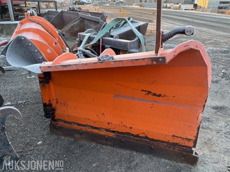 2018 Tellefsdal V90 V-plog / 3200 - Baugeräte: das Bild 2 2018 Tellefsdal V90 V-plog / 3200 - Baugeräte: das Bild 2