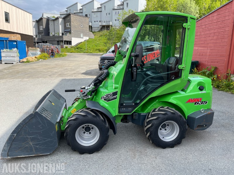 2019 Avant 635 Med Tett hytte, Teleskopfunksjon, Skuffe, og Tokvam Snøfres - Kompaktlader: das Bild 2 2019 Avant 635 Med Tett hytte, Teleskopfunksjon, Skuffe, og Tokvam Snøfres - Kompaktlader: das Bild 2