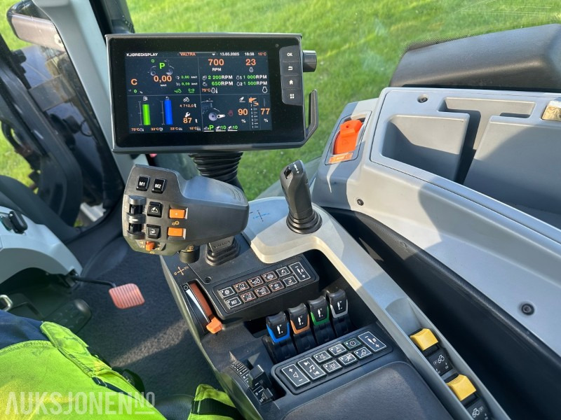 2019 Valtra N174 med frontlaster og mye utstyr - Traktor: das Bild 5 2019 Valtra N174 med frontlaster og mye utstyr - Traktor: das Bild 5
