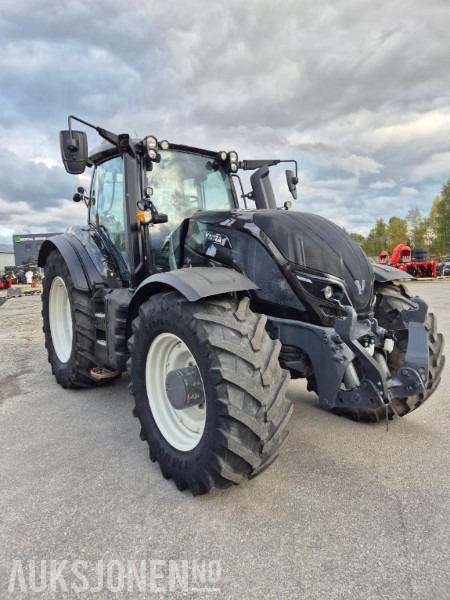 2021 Valtra T254 traktor 4X4, FRONTHYDRAULIKK, VENDBAR FØRERPLASS - Traktor: das Bild 3 2021 Valtra T254 traktor 4X4, FRONTHYDRAULIKK, VENDBAR FØRERPLASS - Traktor: das Bild 3