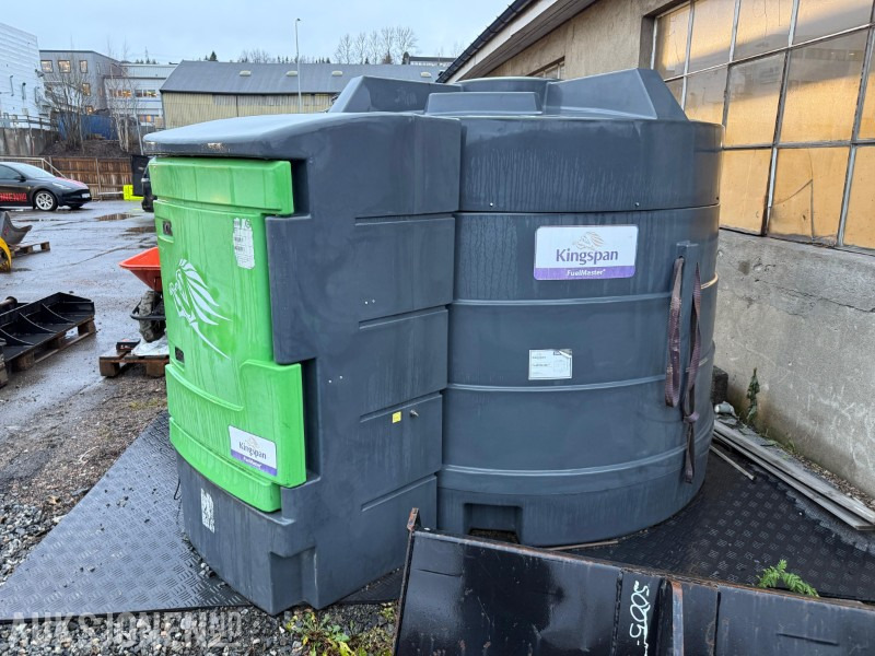 2022 Andre Kingspan Fuelmaster 3500L stasjonær dieseltank med pumpe og låsbart skap. - Baugeräte: das Bild 2 2022 Andre Kingspan Fuelmaster 3500L stasjonær dieseltank med pumpe og låsbart skap. - Baugeräte: das Bild 2
