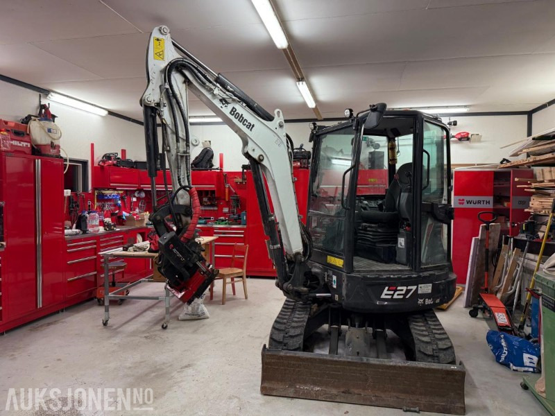 2022 Bobcat E27 m/Rototilt tiltrotator, lite timer - Minibagger: das Bild 1 2022 Bobcat E27 m/Rototilt tiltrotator, lite timer - Minibagger: das Bild 1