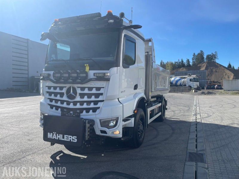 2024 Mercedes-Benz Arocs 1842 4x4 Kombibil m/brøyteopplegg – Kun 13 000 km - Som NY! - Kipper: das Bild 2 2024 Mercedes-Benz Arocs 1842 4x4 Kombibil m/brøyteopplegg – Kun 13 000 km - Som NY! - Kipper: das Bild 2