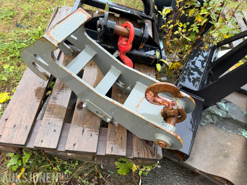 2010 Dieci BUB 2448 lastekrok 4 tonn - Anbauteil für Baumaschine: das Bild 1 2010 Dieci BUB 2448 lastekrok 4 tonn - Anbauteil für Baumaschine: das Bild 1