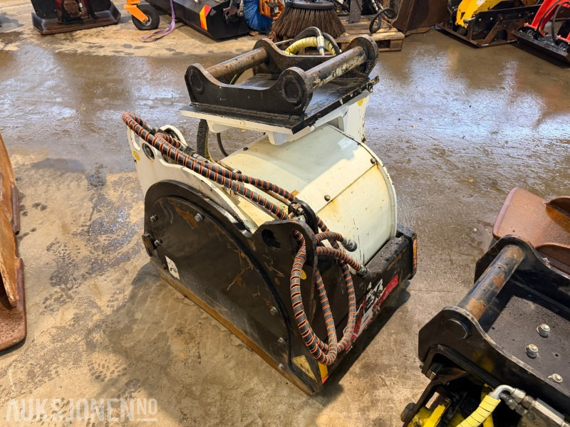 2010 Simex PLB 600 Asfaltfres – S60 - Både betong og afalttrommel montert - Anbauteil für Baumaschine: das Bild 4 2010 Simex PLB 600 Asfaltfres – S60 - Både betong og afalttrommel montert - Anbauteil für Baumaschine: das Bild 4