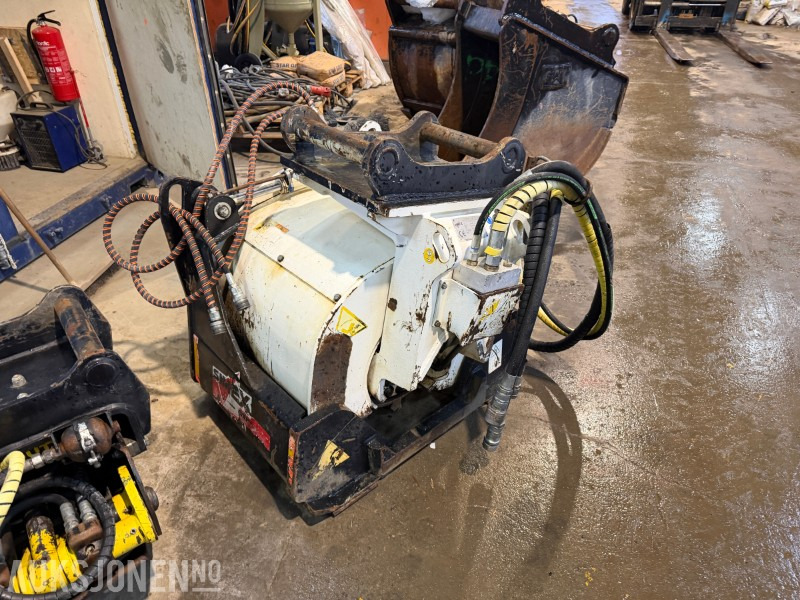 2010 Simex PLB 600 Asfaltfres – S60 - Både betong og afalttrommel montert - Anbauteil für Baumaschine: das Bild 2 2010 Simex PLB 600 Asfaltfres – S60 - Både betong og afalttrommel montert - Anbauteil für Baumaschine: das Bild 2