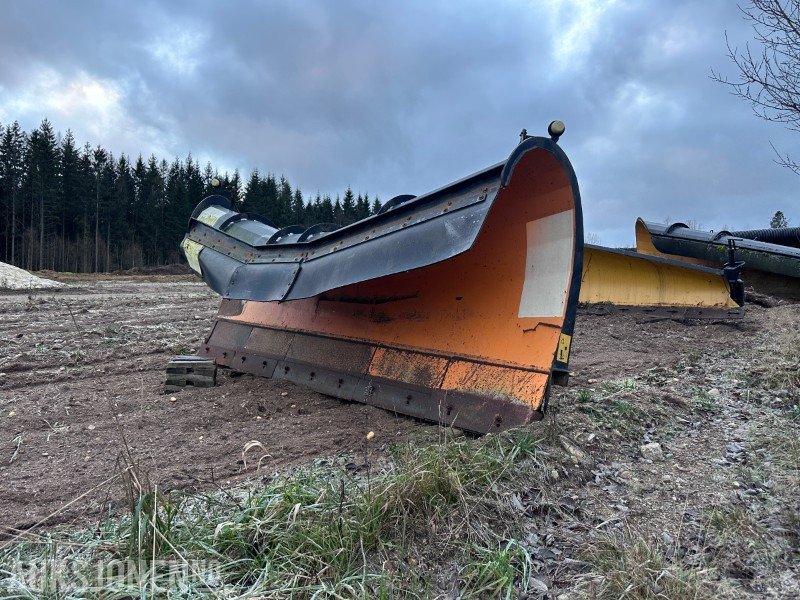 2010 TELLEFSDAL K-70 S DS 3400P SNØPLOG - Anbauteil für Baumaschine: das Bild 1 2010 TELLEFSDAL K-70 S DS 3400P SNØPLOG - Anbauteil für Baumaschine: das Bild 1