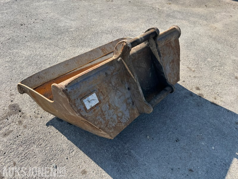 2020 SB Pusseskuffe - ca 130 cm - S50 Feste - Anbauteil für Baumaschine: das Bild 2 2020 SB Pusseskuffe - ca 130 cm - S50 Feste - Anbauteil für Baumaschine: das Bild 2