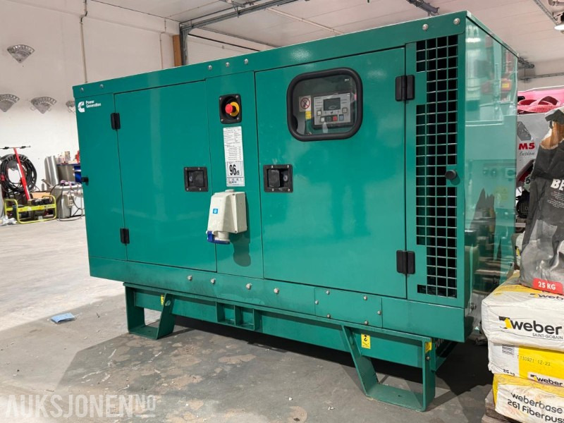 2022 Cummins Generator / Aggregat - Model C22D5 - 230 V - 22 kVA / 17.6 kW - Dieselaggregat - Anbauteil für Baumaschine: das Bild 1 2022 Cummins Generator / Aggregat - Model C22D5 - 230 V - 22 kVA / 17.6 kW - Dieselaggregat - Anbauteil für Baumaschine: das Bild 1