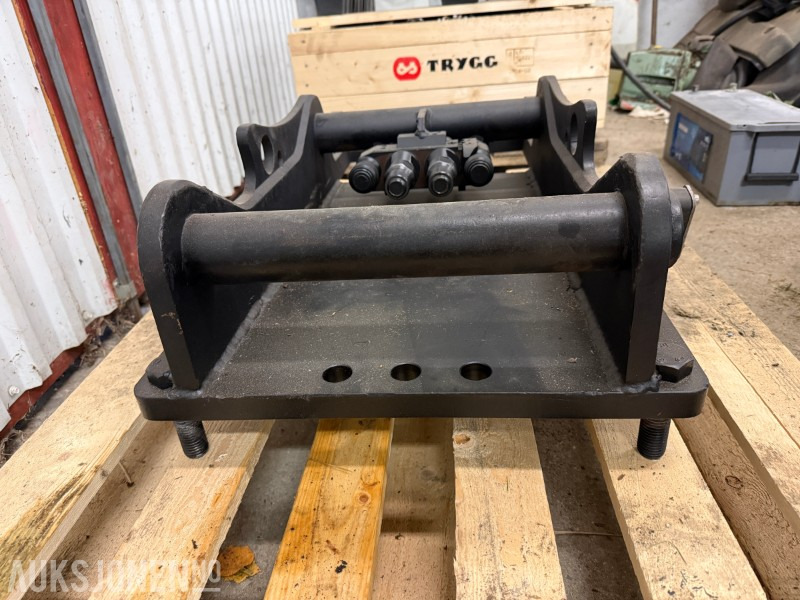 2022 OilQuick S60 hurtigfeste som har vore montert på DandA hammer - Anbauteil für Baumaschine: das Bild 3 2022 OilQuick S60 hurtigfeste som har vore montert på DandA hammer - Anbauteil für Baumaschine: das Bild 3