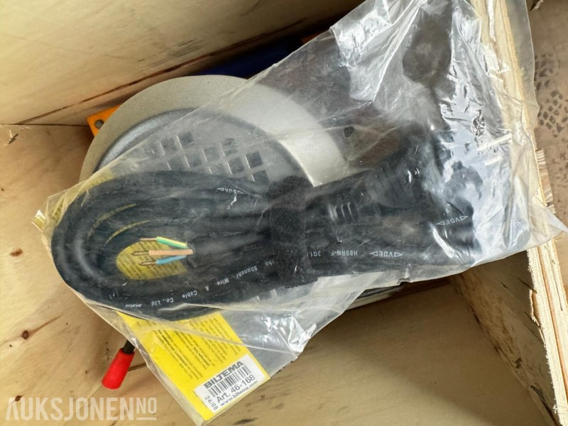 2024 Mobil boltpresse med hydraulikkaggregat - 70 tonns kapasitet - 220V med div. verktøy - Ubrukt - Anbauteil für Baumaschine: das Bild 5 2024 Mobil boltpresse med hydraulikkaggregat - 70 tonns kapasitet - 220V med div. verktøy - Ubrukt - Anbauteil für Baumaschine: das Bild 5