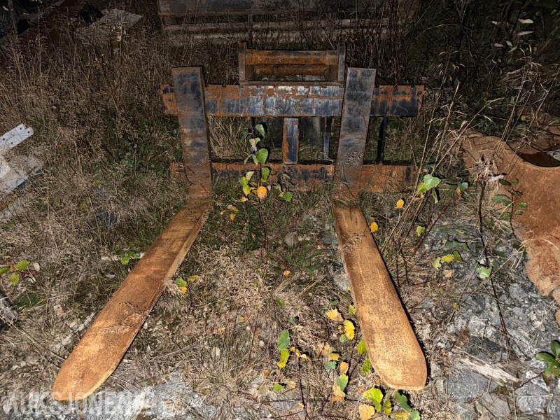 Pallegaffel m/kombi feste S60 og S70 - Anbauteil für Baumaschine: das Bild 2 Pallegaffel m/kombi feste S60 og S70 - Anbauteil für Baumaschine: das Bild 2