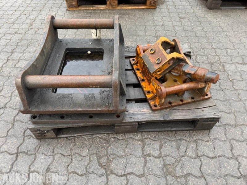 S70 og S50 feste selges samlet - Anbauteil für Baumaschine: das Bild 5 S70 og S50 feste selges samlet - Anbauteil für Baumaschine: das Bild 5
