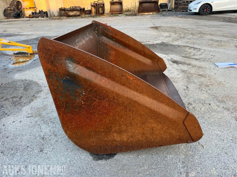 Skuff til Manitou - Anbauteil für Baumaschine: das Bild 2 Skuff til Manitou - Anbauteil für Baumaschine: das Bild 2