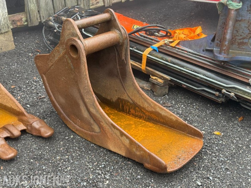 Smalskuffe med S60 feste - Anbauteil für Baumaschine: das Bild 1 Smalskuffe med S60 feste - Anbauteil für Baumaschine: das Bild 1