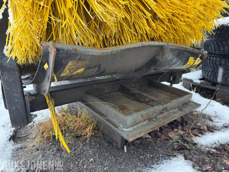 Stark hydraulisk feiekost S60 med Engcon EC-Oil - Anbauteil für Baumaschine: das Bild 5 Stark hydraulisk feiekost S60 med Engcon EC-Oil - Anbauteil für Baumaschine: das Bild 5