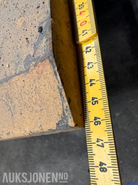 Volvo L110 - Slitestål til skuffe som har stått på Hjullaster - Anbauteil für Baumaschine: das Bild 5 Volvo L110 - Slitestål til skuffe som har stått på Hjullaster - Anbauteil für Baumaschine: das Bild 5