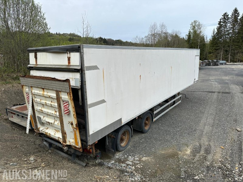 2003 Fruenhauf Teknogam 260/251 Med Løftelem og kjøleaggregat - Anhänger: das Bild 4 2003 Fruenhauf Teknogam 260/251 Med Løftelem og kjøleaggregat - Anhänger: das Bild 4