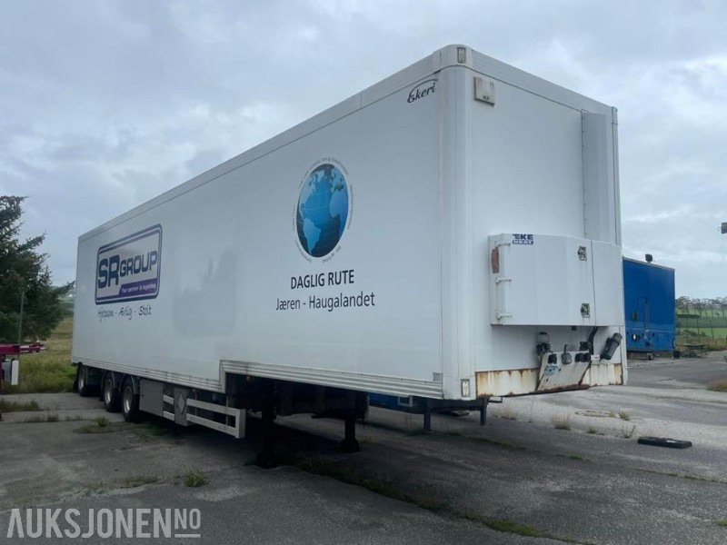 2007 Ekeri L3 Skaphenger med full sideåpning - 3-akslet - Tillatt totalvekt: 45000 kg. - Anhänger: das Bild 1 2007 Ekeri L3 Skaphenger med full sideåpning - 3-akslet - Tillatt totalvekt: 45000 kg. - Anhänger: das Bild 1