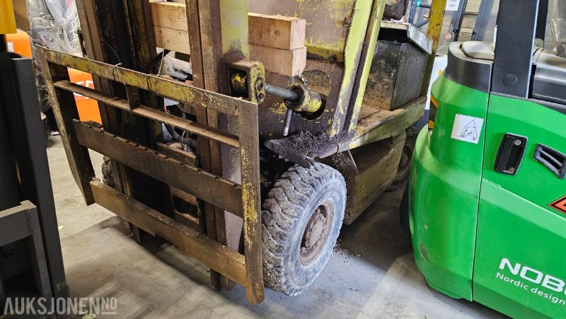 1980 Toyota 4FB10 Elektrisk gaffeltruck - Mangler glans, men ikke sjel/Rep.objekt - Flurförderzeug: das Bild 2 1980 Toyota 4FB10 Elektrisk gaffeltruck - Mangler glans, men ikke sjel/Rep.objekt - Flurförderzeug: das Bild 2