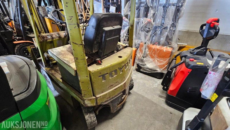 1980 Toyota 4FB10 Elektrisk gaffeltruck - Mangler glans, men ikke sjel/Rep.objekt - Flurförderzeug: das Bild 5 1980 Toyota 4FB10 Elektrisk gaffeltruck - Mangler glans, men ikke sjel/Rep.objekt - Flurförderzeug: das Bild 5