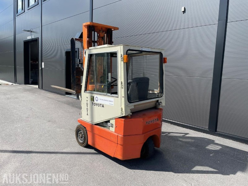 Toyota Liten Gaffeltruck - Flurförderzeug: das Bild 2 Toyota Liten Gaffeltruck - Flurförderzeug: das Bild 2