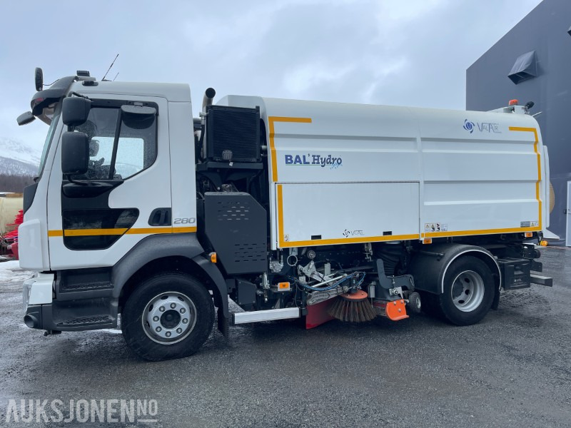 2023 Volvo FL 280 hk * BAL`Hydro Feiebil/Sweeper * Klar for sesongen * 2500 Km * Leveres med ny Eu kontroll * - Kommunal-/ Sonderfahrzeug: das Bild 2 2023 Volvo FL 280 hk * BAL`Hydro Feiebil/Sweeper * Klar for sesongen * 2500 Km * Leveres med ny Eu kontroll * - Kommunal-/ Sonderfahrzeug: das Bild 2