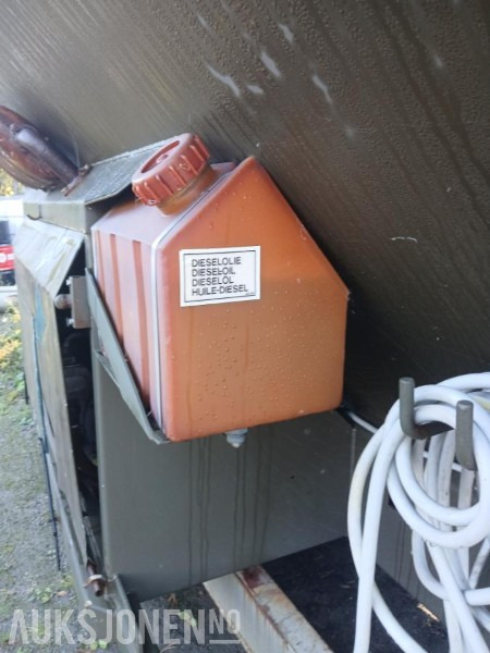 NIDO Universal Sandspreder 6M3 - LKW: das Bild 4 NIDO Universal Sandspreder 6M3 - LKW: das Bild 4