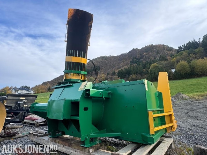 2008 NORDTEC ATP 256 - To-trinns snøfres med PTO aksling - For front og bakmontering - Landmaschine: das Bild 4 2008 NORDTEC ATP 256 - To-trinns snøfres med PTO aksling - For front og bakmontering - Landmaschine: das Bild 4