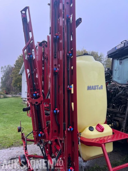 Landmaschine 2019 Hardi Master 1200: das Bild 1