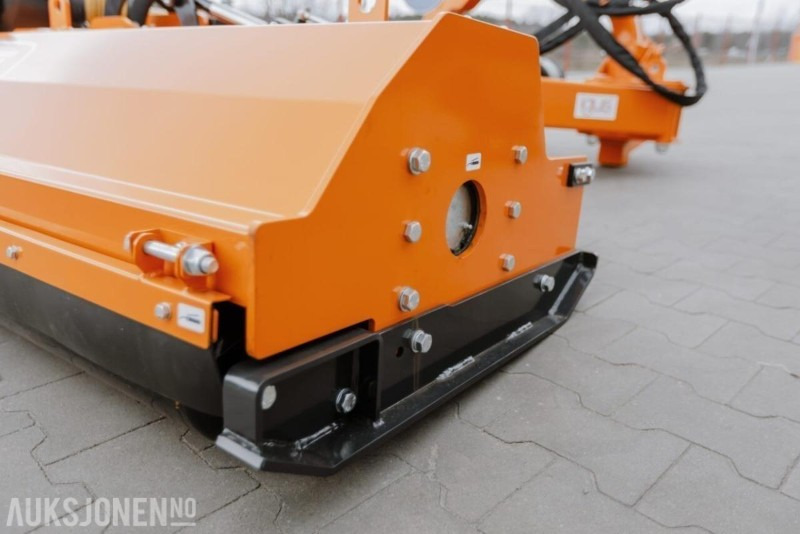 2024 Leopard RB160 Kantklipper for traktor - Hydraulisk sideforskyvning - Landmaschine: das Bild 5 2024 Leopard RB160 Kantklipper for traktor - Hydraulisk sideforskyvning - Landmaschine: das Bild 5