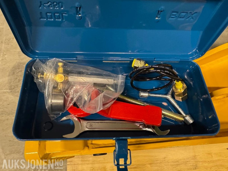 NY HENIMA PIGGHAMMER TIL 4-7 TONNS GRAVEMASKIN S40 M/GARANTI - Hydraulikhammer: das Bild 5 NY HENIMA PIGGHAMMER TIL 4-7 TONNS GRAVEMASKIN S40 M/GARANTI - Hydraulikhammer: das Bild 5