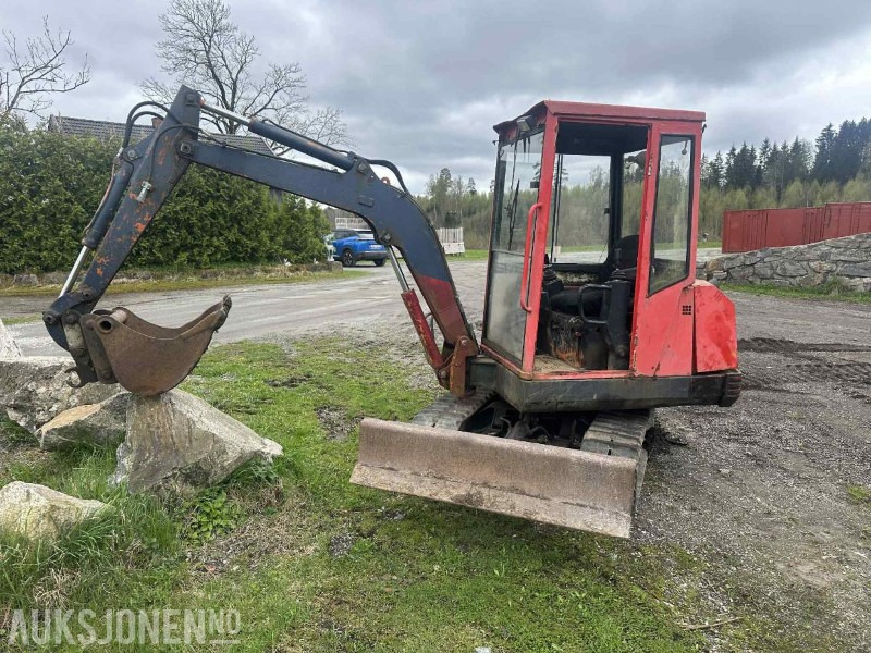 PEL-JOB Minigraver 2,4tonn - Minibagger: das Bild 1 PEL-JOB Minigraver 2,4tonn - Minibagger: das Bild 1