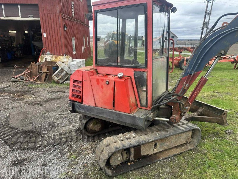 PEL-JOB Minigraver 2,4tonn - Minibagger: das Bild 5 PEL-JOB Minigraver 2,4tonn - Minibagger: das Bild 5