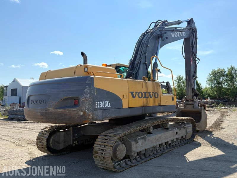 Volvo EC360CL Gravemaskin med Gjerstad graveskuffe, smalskuffe, lavt timeantall - Bagger: das Bild 5 Volvo EC360CL Gravemaskin med Gjerstad graveskuffe, smalskuffe, lavt timeantall - Bagger: das Bild 5