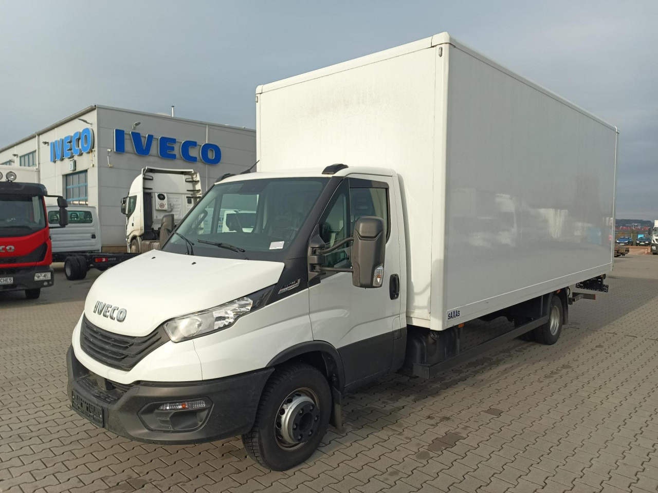IVECO Daily 70C18A8 - Koffer Transporter: das Bild 1 IVECO Daily 70C18A8 - Koffer Transporter: das Bild 1
