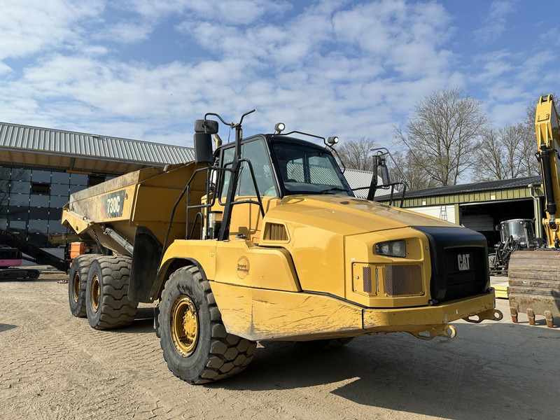 Caterpillar 730 C Body heat - Tailgate - Central Lubrication - Muldenkipper/ Dumper: das Bild 2 Caterpillar 730 C Body heat - Tailgate - Central Lubrication - Muldenkipper/ Dumper: das Bild 2
