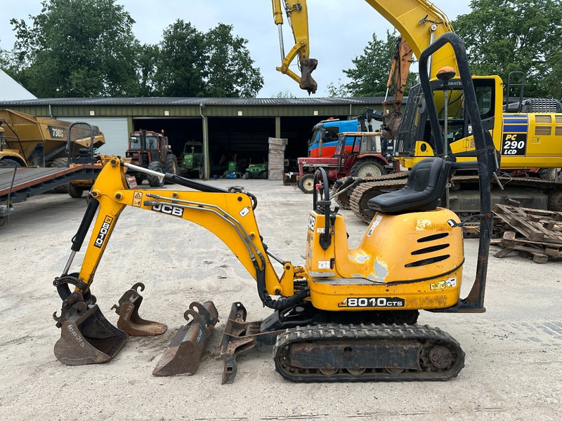 JCB 8010 CTS 3 buckets - extendable undercarriage - Kettenbagger: das Bild 3 JCB 8010 CTS 3 buckets - extendable undercarriage - Kettenbagger: das Bild 3