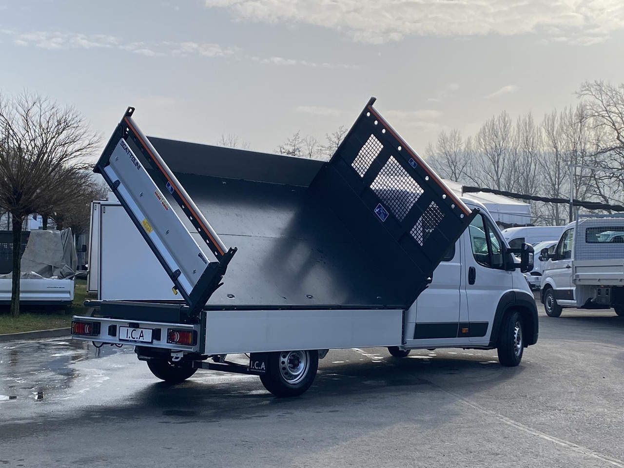 PEUGEOT BOXER L4 DOKA 180 PS | SCATTOLINI DREISEITENKIPPER 3150MM - Kipper Transporter, Transporter mit Doppelkabine: das Bild 4 PEUGEOT BOXER L4 DOKA 180 PS | SCATTOLINI DREISEITENKIPPER 3150MM - Kipper Transporter, Transporter mit Doppelkabine: das Bild 4