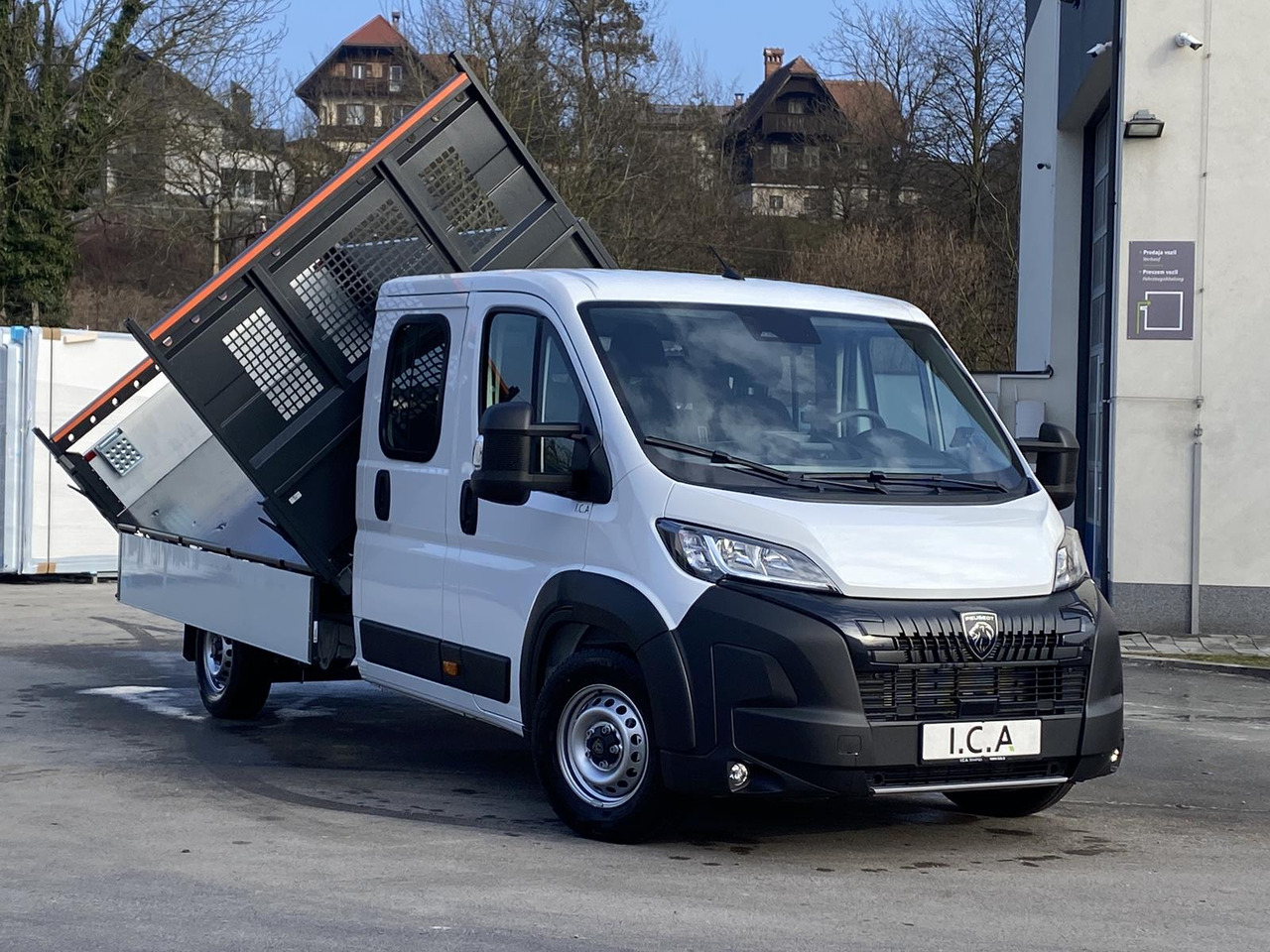 PEUGEOT BOXER L4 DOKA 180 PS | SCATTOLINI DREISEITENKIPPER 3150MM - Kipper Transporter, Transporter mit Doppelkabine: das Bild 1 PEUGEOT BOXER L4 DOKA 180 PS | SCATTOLINI DREISEITENKIPPER 3150MM - Kipper Transporter, Transporter mit Doppelkabine: das Bild 1