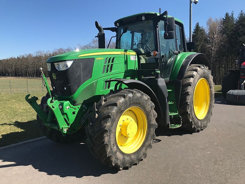 John Deere 6195 M - Traktor: das Bild 3 John Deere 6195 M - Traktor: das Bild 3