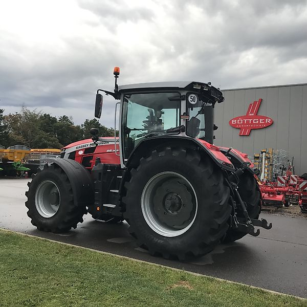 Massey Ferguson MF 8S.305 Exclusive - Traktor: das Bild 5 Massey Ferguson MF 8S.305 Exclusive - Traktor: das Bild 5