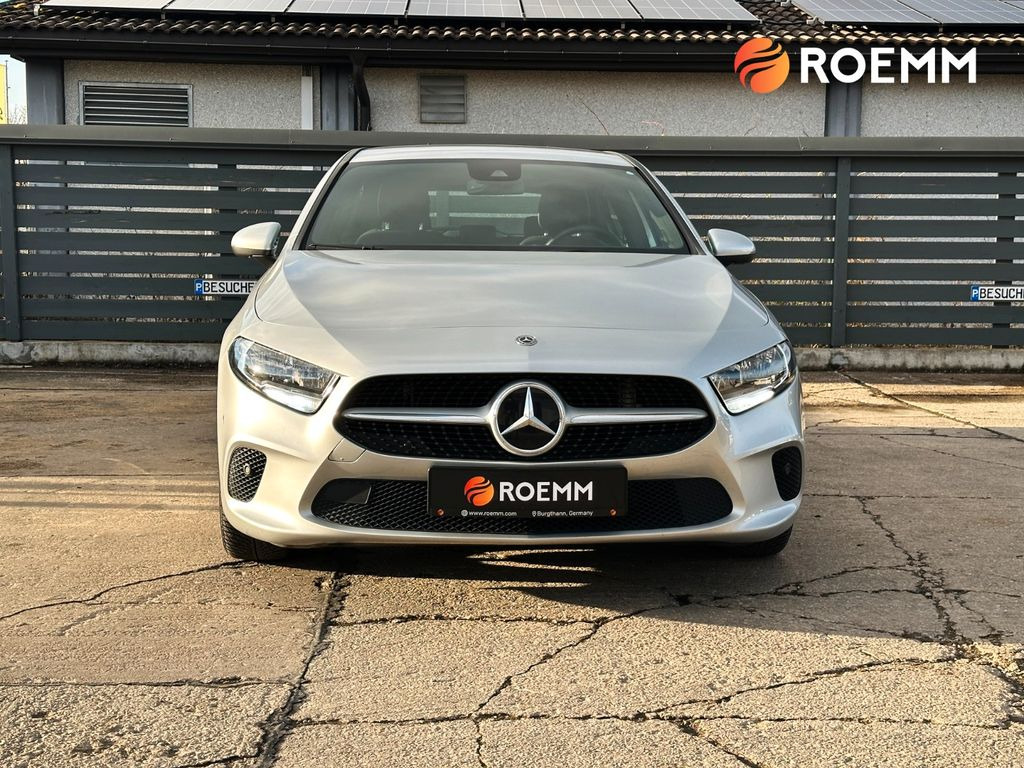 Mercedes-Benz A -Klasse A 200*Tacho Digital*Spurhalteassistent - Limousine: das Bild 2 Mercedes-Benz A -Klasse A 200*Tacho Digital*Spurhalteassistent - Limousine: das Bild 2